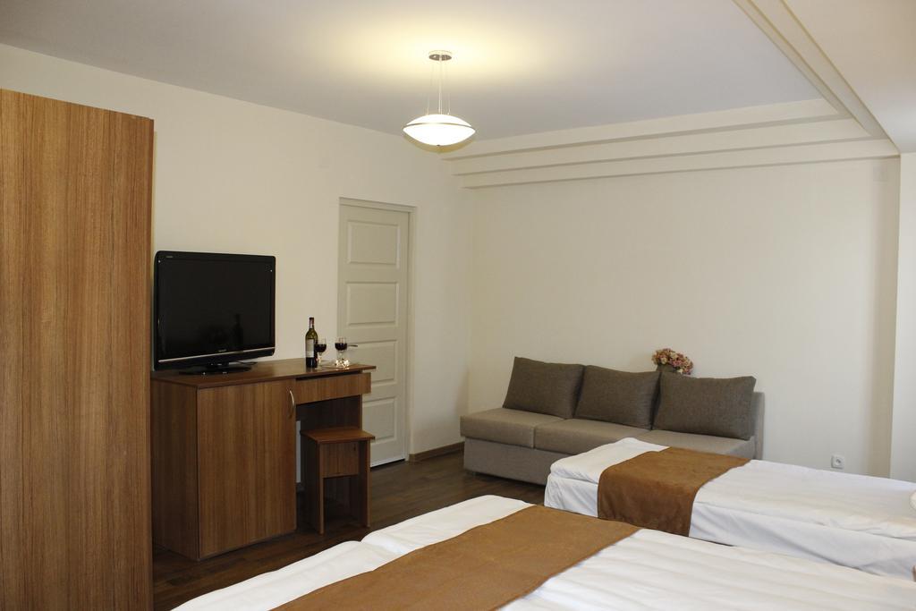 5Th Floor Guest House Yerevan Quarto foto